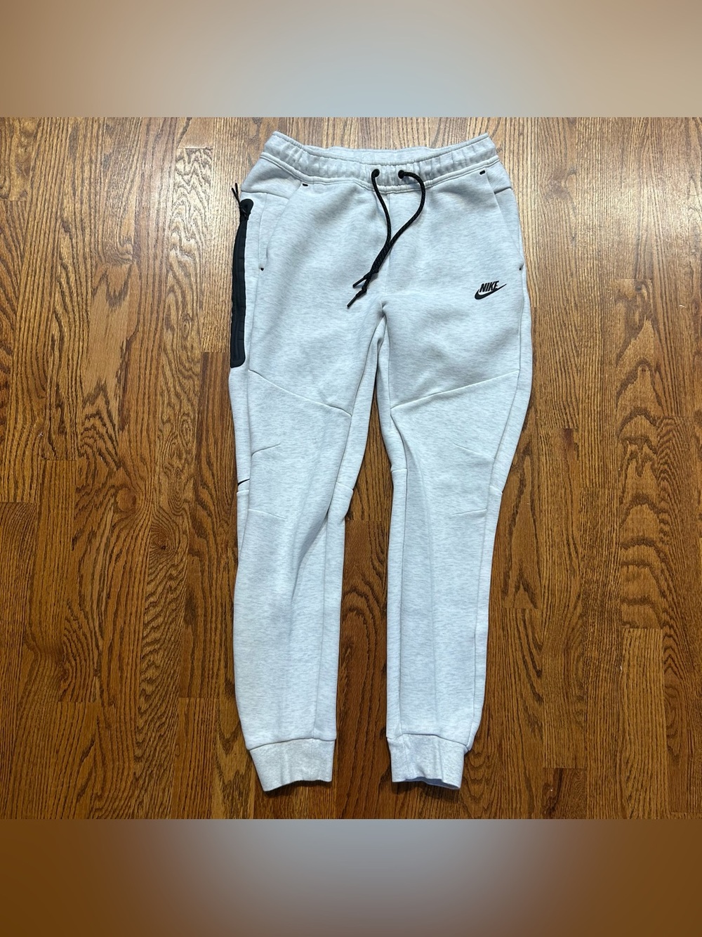 Nike Tech Fleece White Men's Size Medium Jogger Pants Gym Active